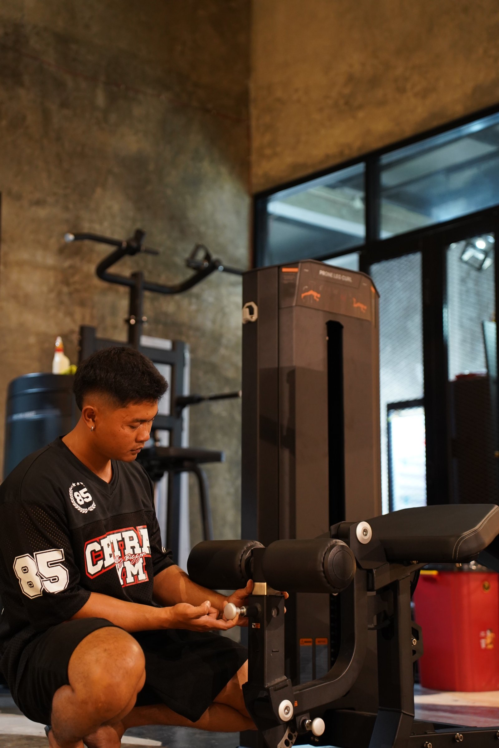 Arifin Strength Prone Leg Curl